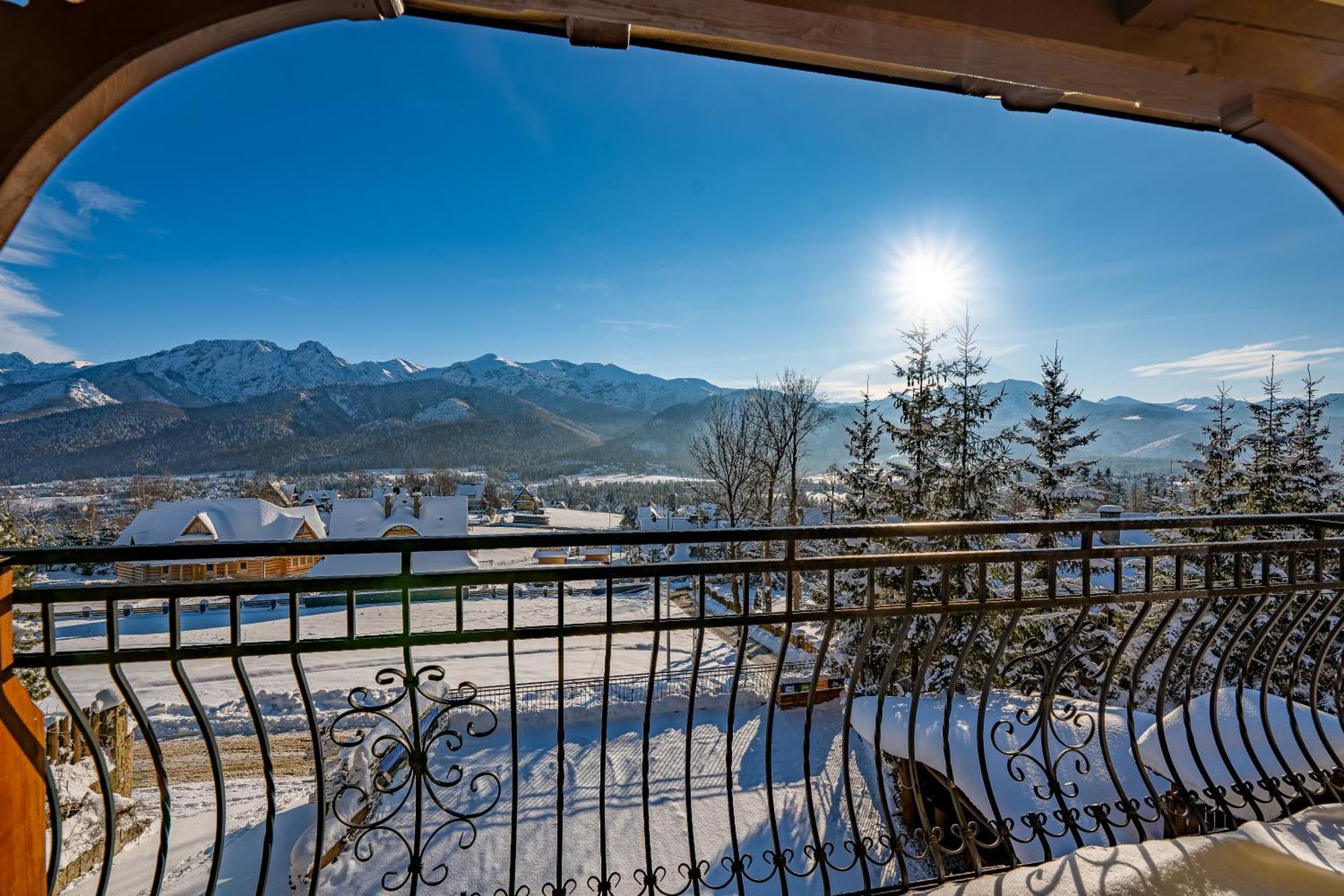 Apartamenty Z Widokiem Na Tatry Cztery Pory Roku Koscielisko Exterior photo